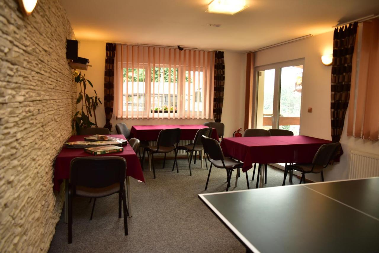Pension U Krbu Mikulov v Krusnych Horach Exterior foto